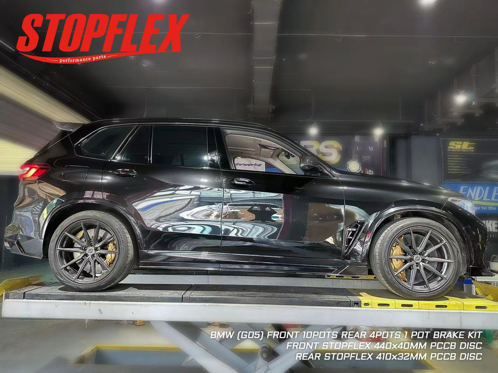 Akebono Front and Rear Big Brake Kit (FRONT 10 POTS AND REAR 4 POTS WITH EBP HAND BRAKE ) For BMW X5 G05